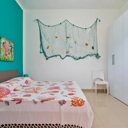 A Due Passi Dal Mare Piano Terra * Торре-Лапилло