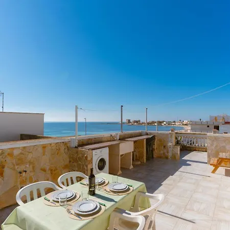 A Due Passi Dal Mare Piano Terra Торре-Лапилло