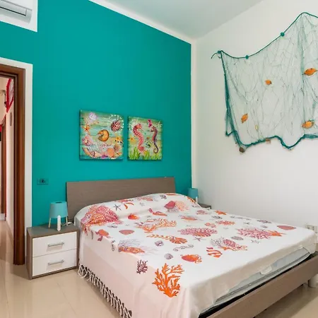 Casa de Férias A Due Passi Dal Mare Piano Terra Torre Lapillo