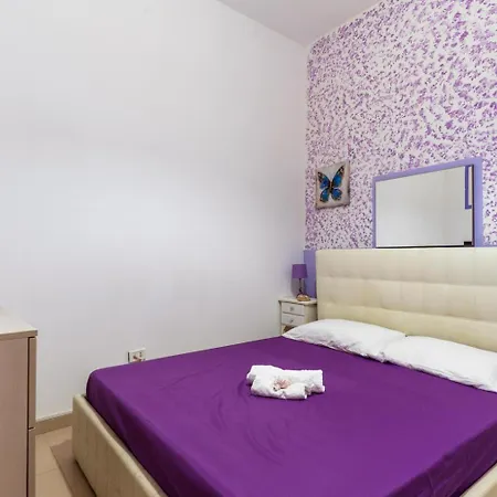 A Due Passi Dal Mare Piano Terra Hébergement de vacances