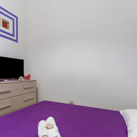 Hébergement de vacances A Due Passi Dal Mare Piano Terra Torre Lapillo